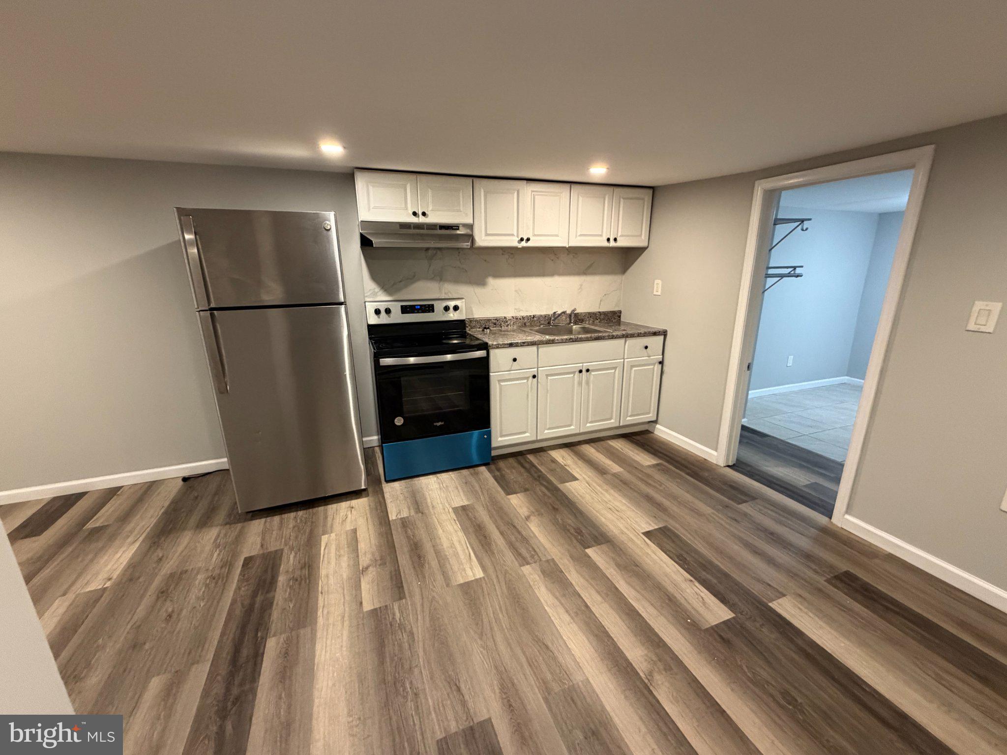 6712 N 18TH STREET GROUND UNIT
