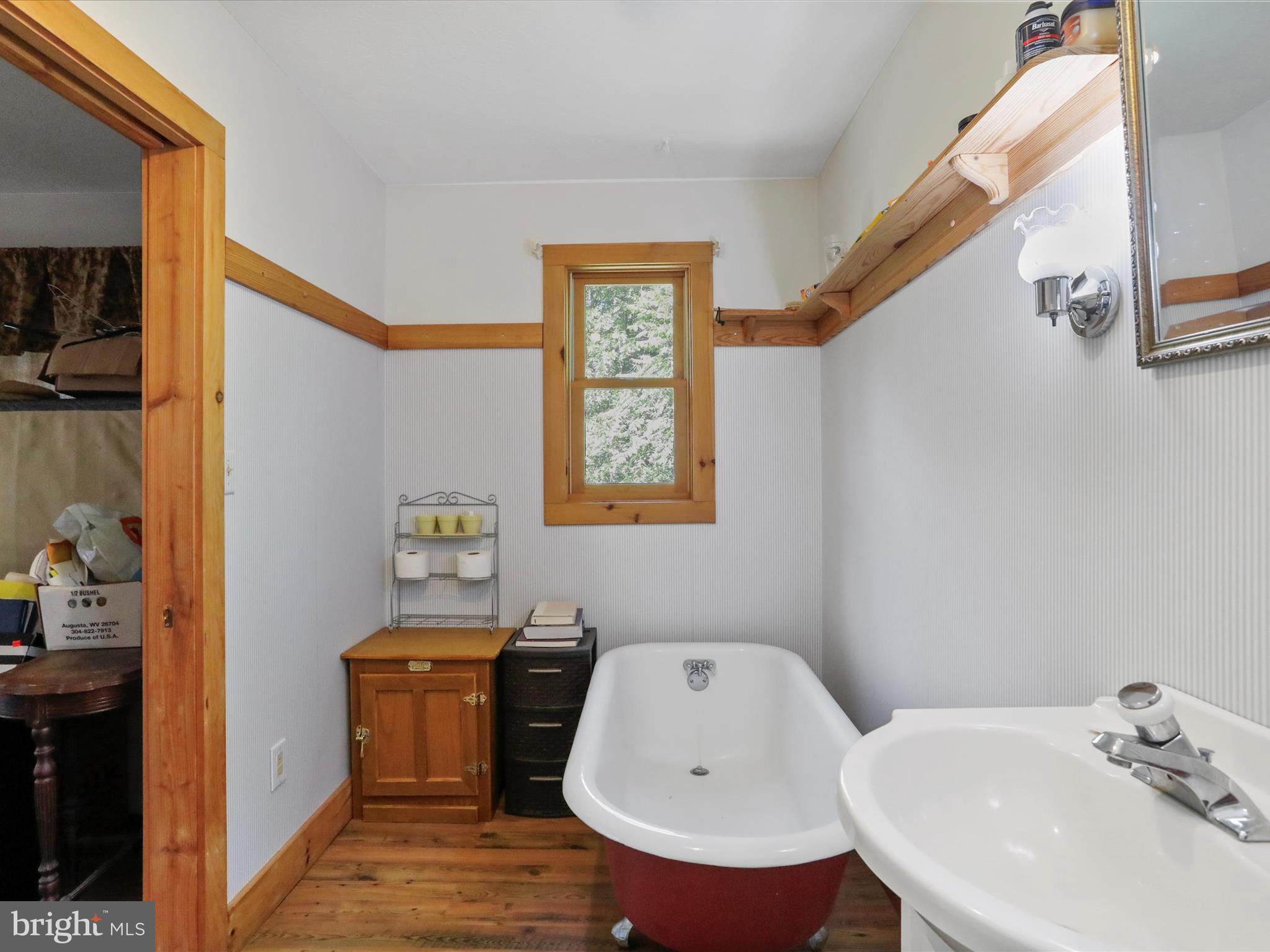 WOODS AT TAYLOR LAKE - Residential