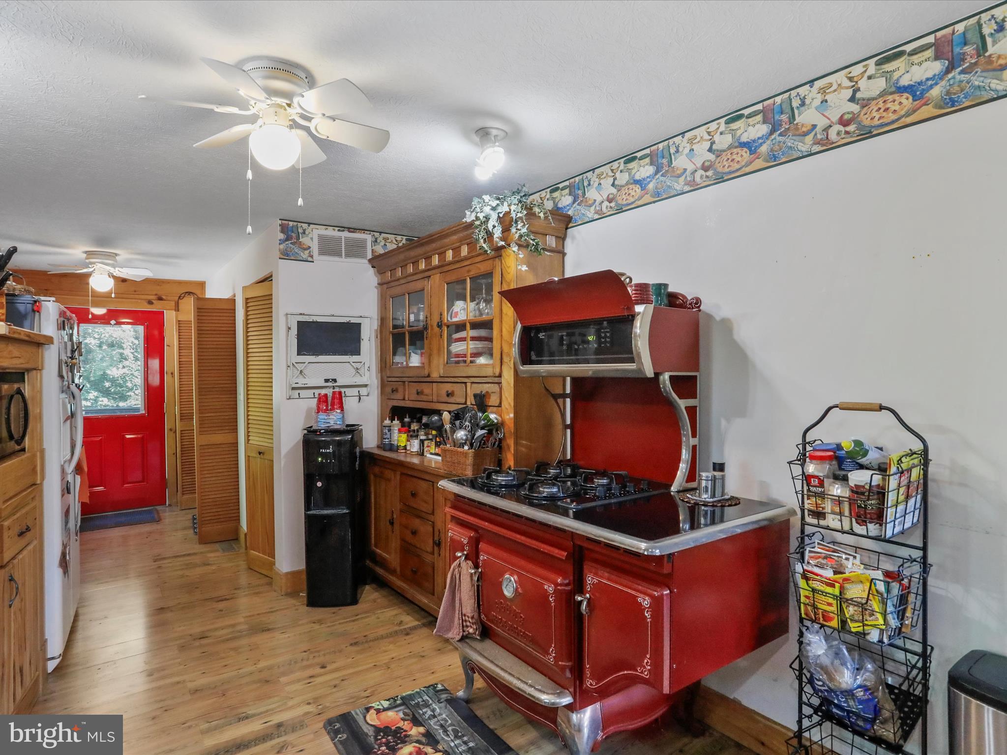 WOODS AT TAYLOR LAKE - Residential