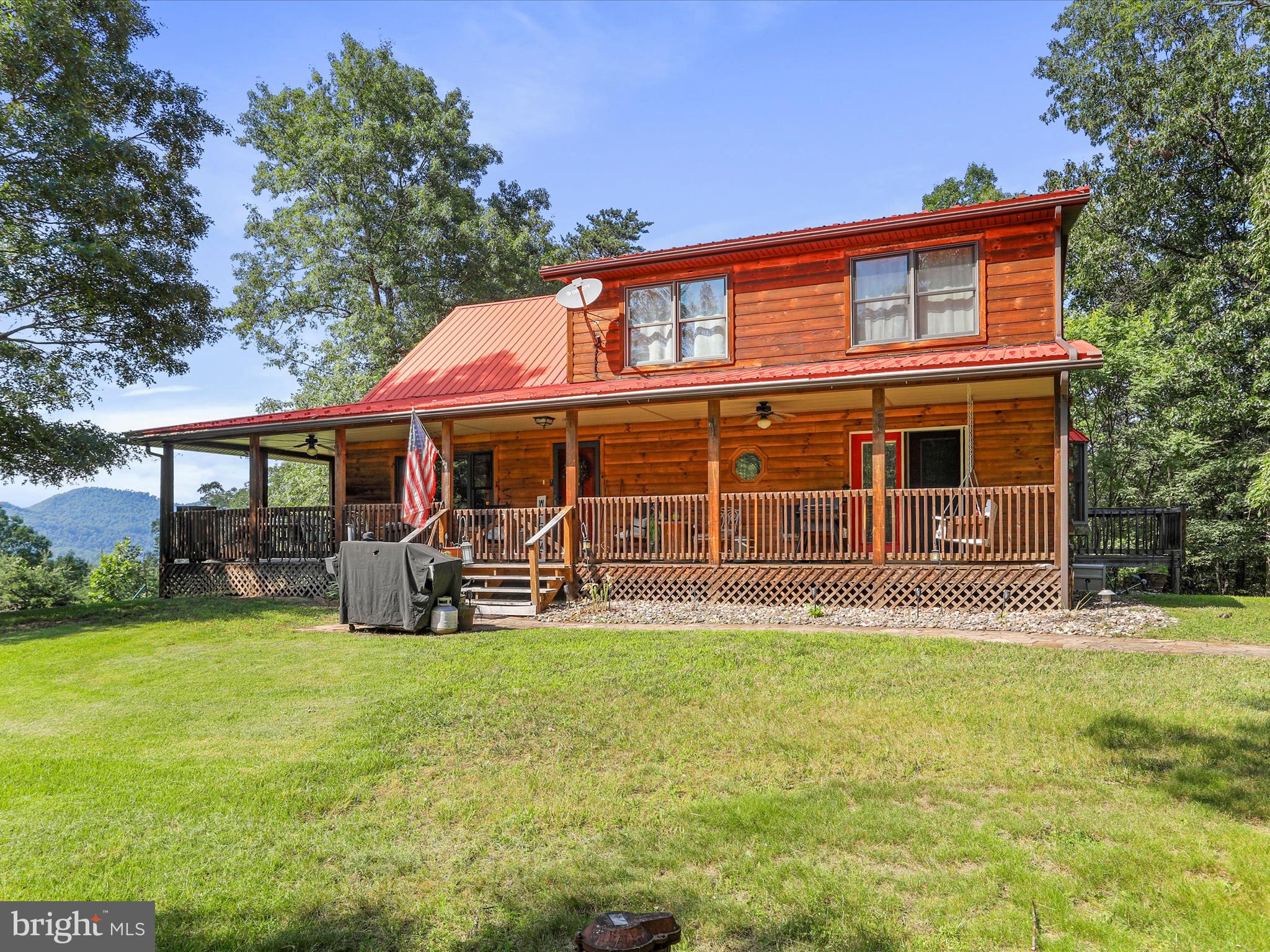 WOODS AT TAYLOR LAKE - Residential