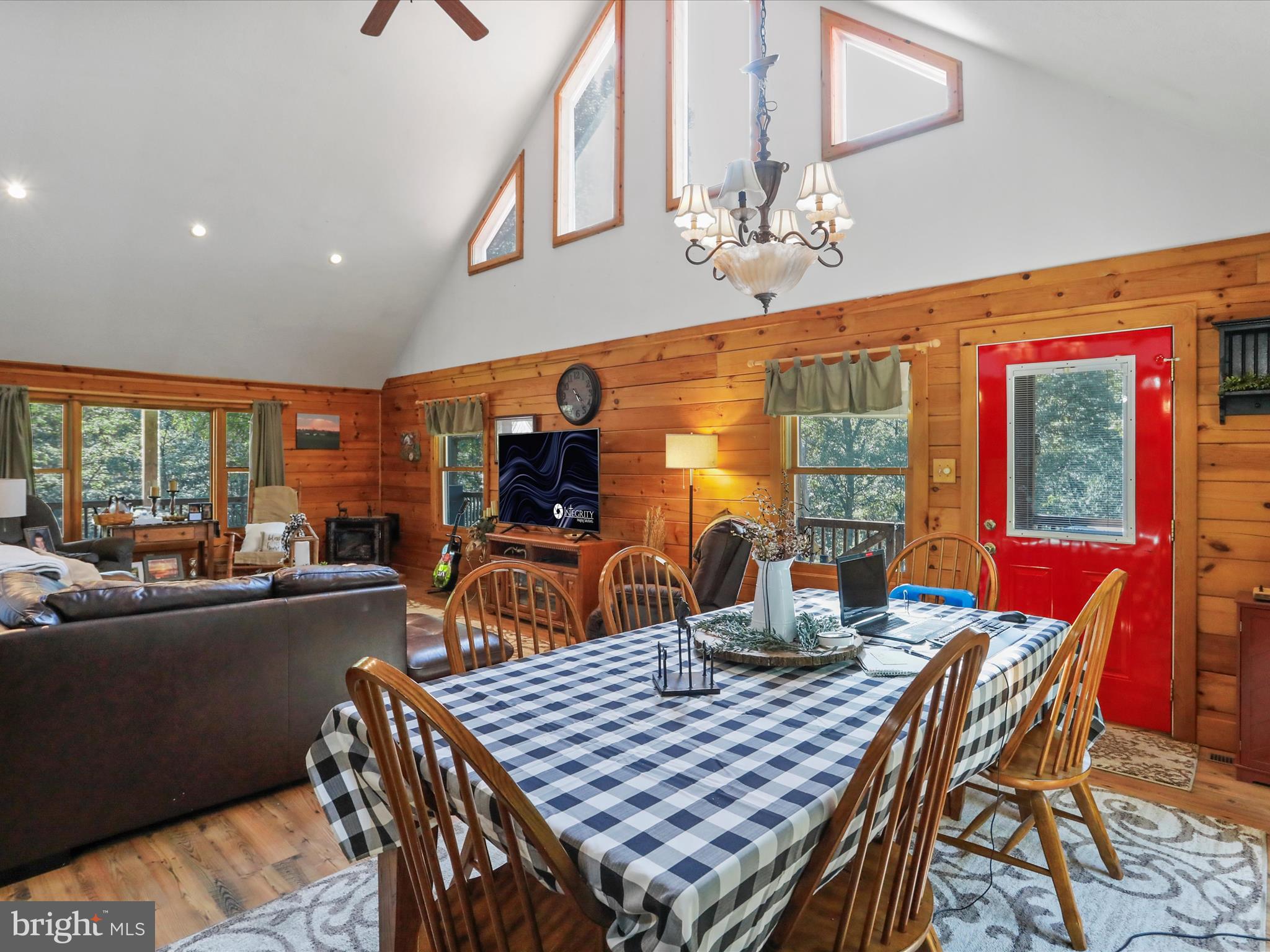 WOODS AT TAYLOR LAKE - Residential