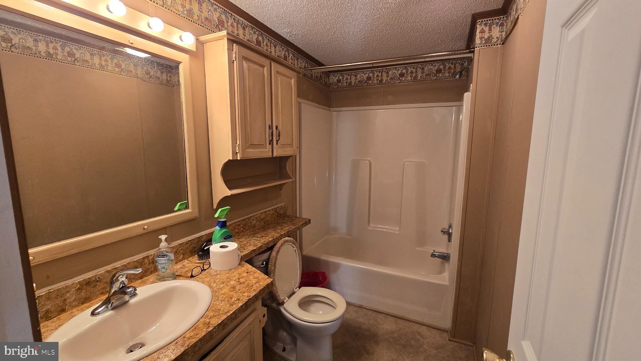 GREEN HILL MHP - Residential