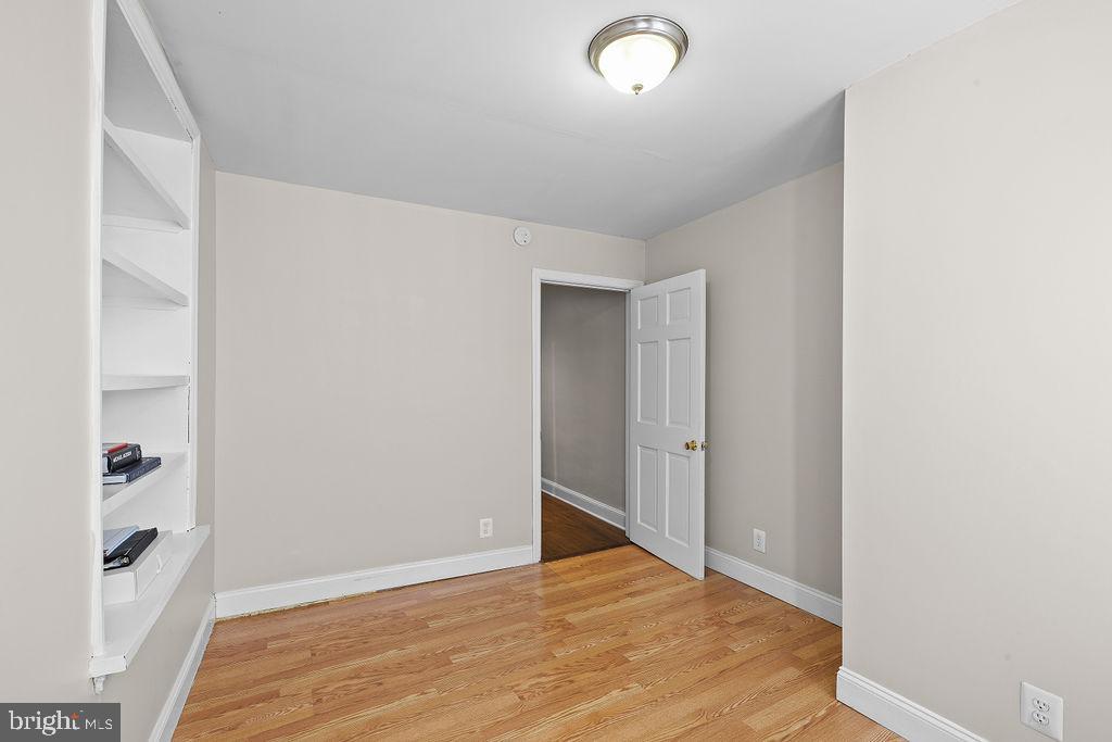 MANAYUNK - Residential Lease