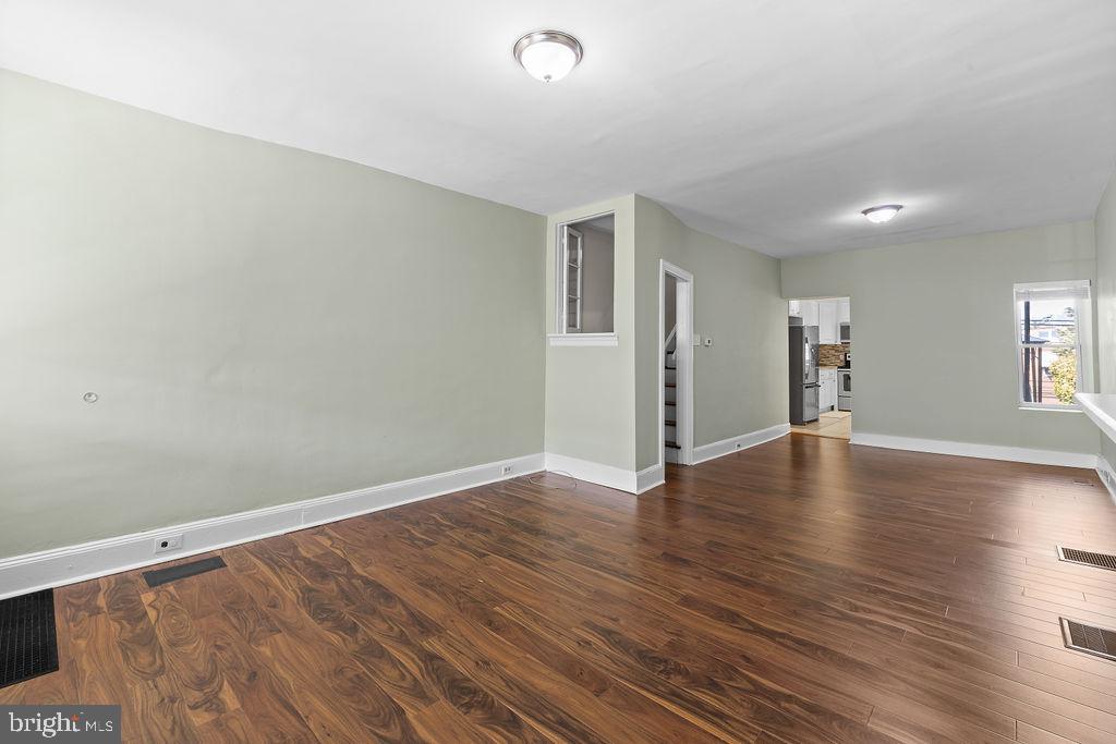 MANAYUNK - Residential Lease