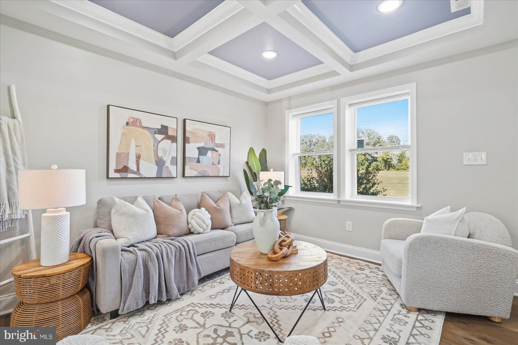 112 N MOUNT OLIVET LANE