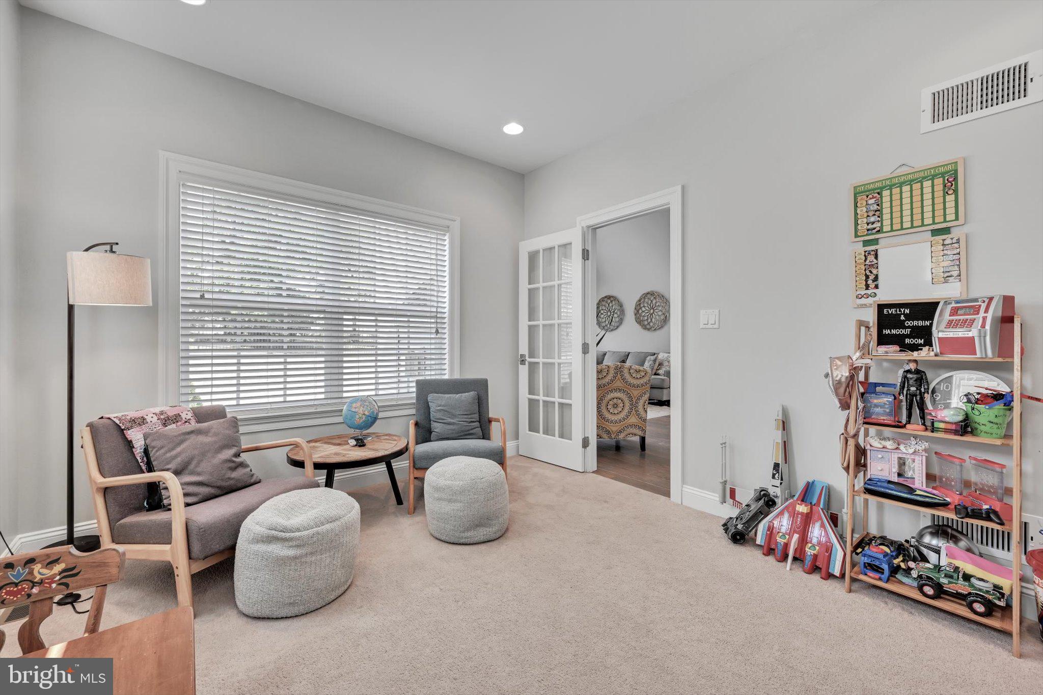 WORTHINGTON - Residential