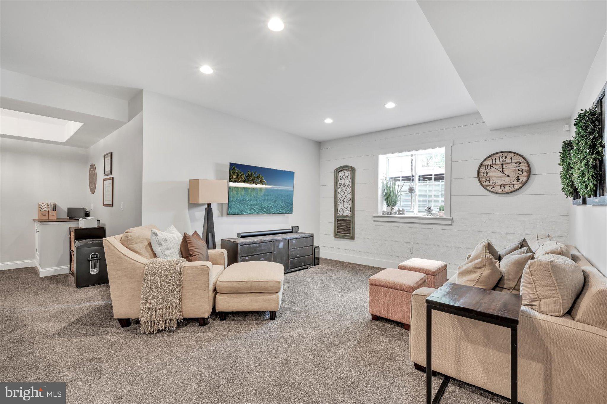 WORTHINGTON - Residential