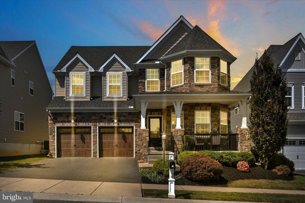 Photo of 25 ALDERWOOD WAY, LANCASTER, PA 17601 (MLS # PALA2040224)