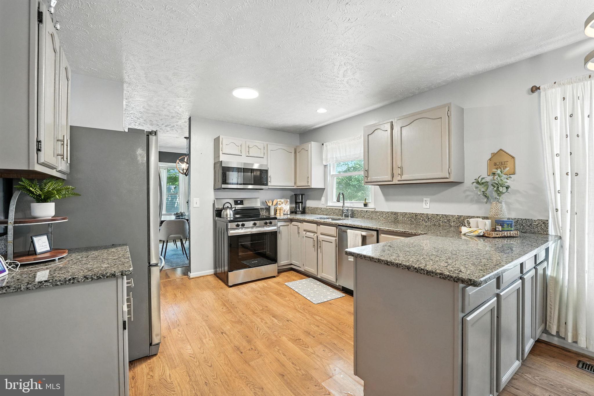 15150 HOLLEYSIDE DRIVE