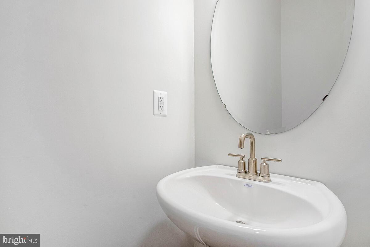 KENT ISLAND ESTATES - Residential