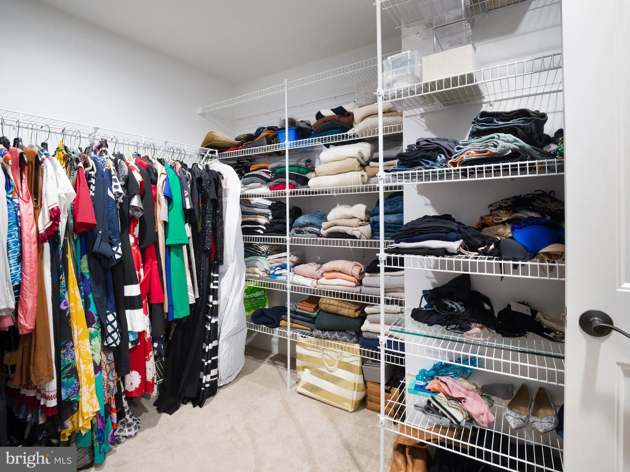 Newtown Square, Pennsylvania 19073, United States, 5 Bedrooms Bedrooms, ,5 BathroomsBathrooms,Residential,Pending,55980