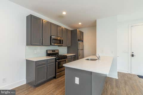 Condo For Rent - 1206 N 7th Street #3A<br/> Philadelphia County, PHILADELPHIA, PA 19122