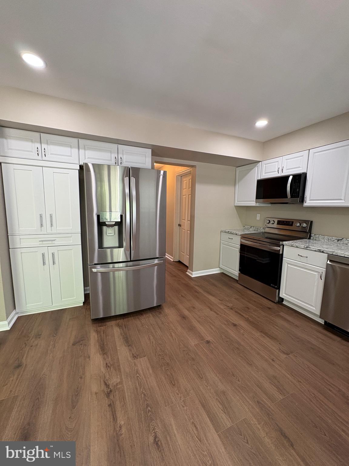 FOXBOROUGH FARMS - Residential Lease