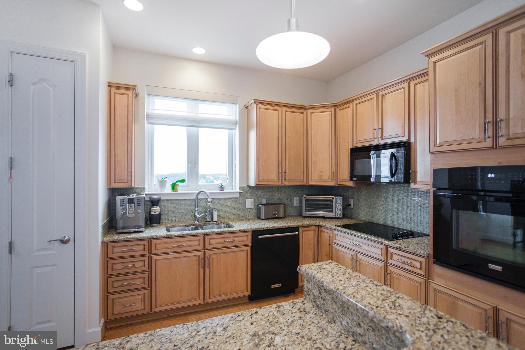 ANNAPOLIS TOWNE CENTRE - Residential