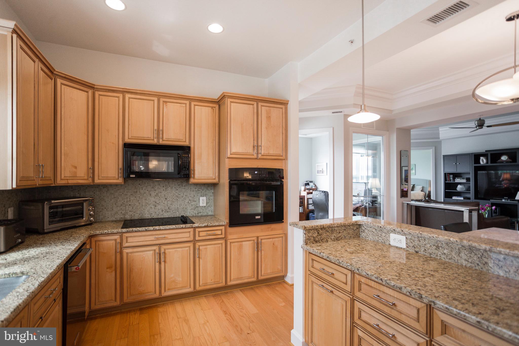 ANNAPOLIS TOWNE CENTRE - Residential