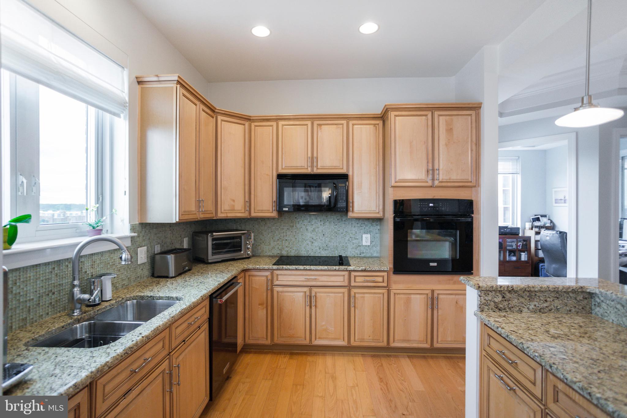 ANNAPOLIS TOWNE CENTRE - Residential