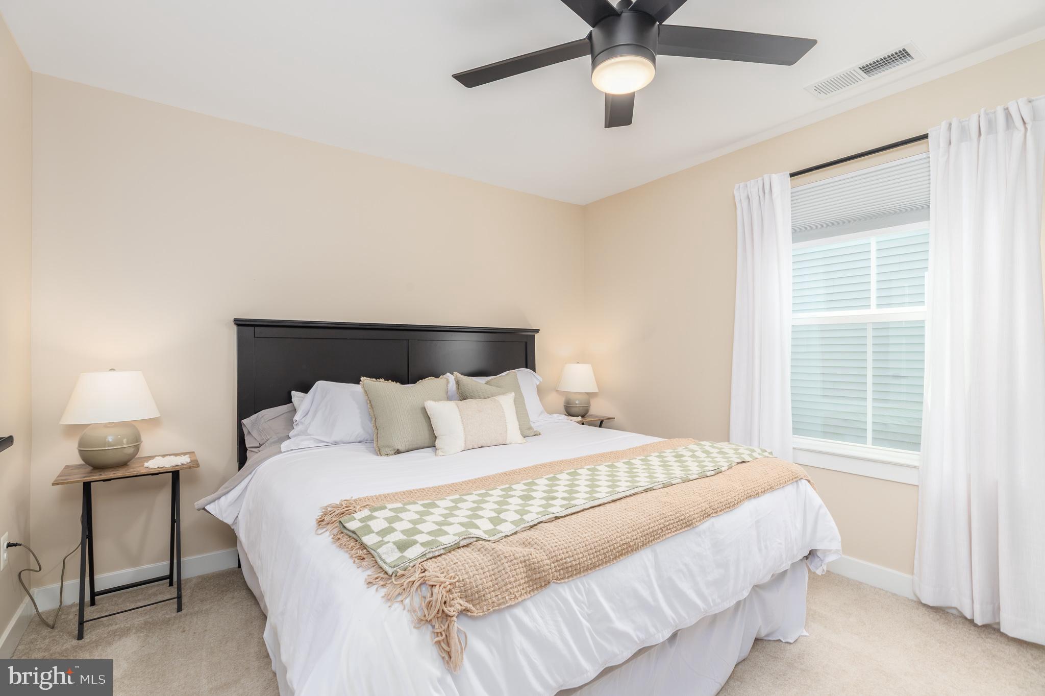 BAYSIDE - Residential