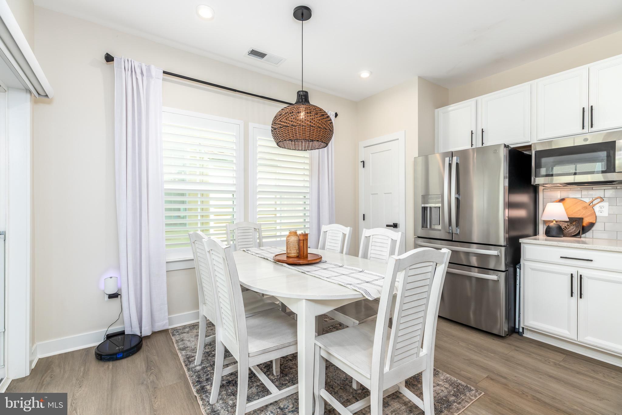 BAYSIDE - Residential