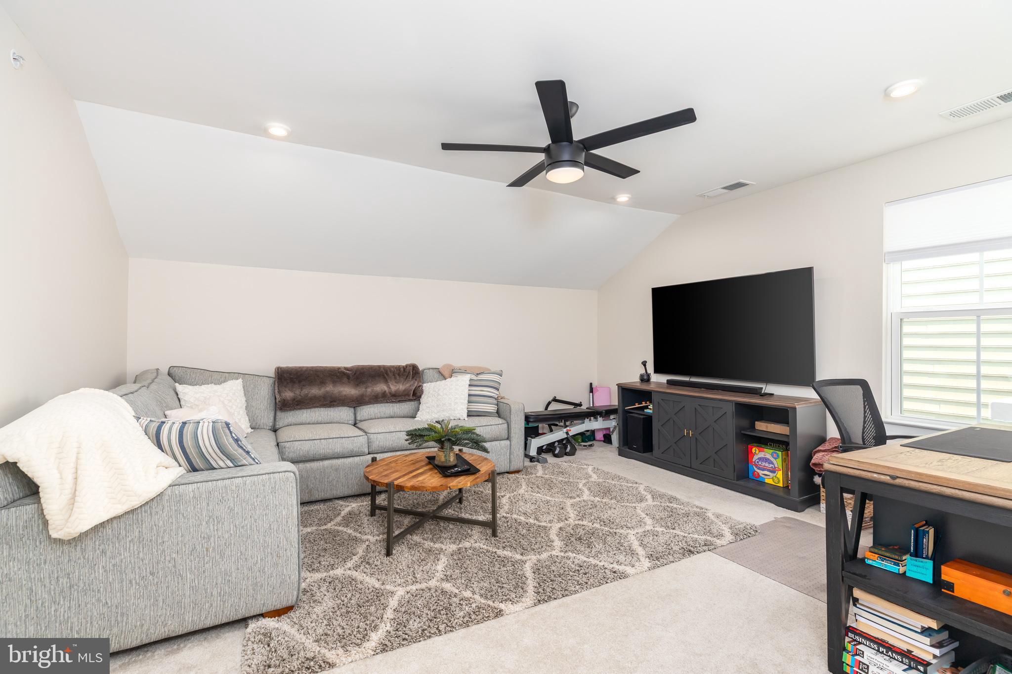 BAYSIDE - Residential