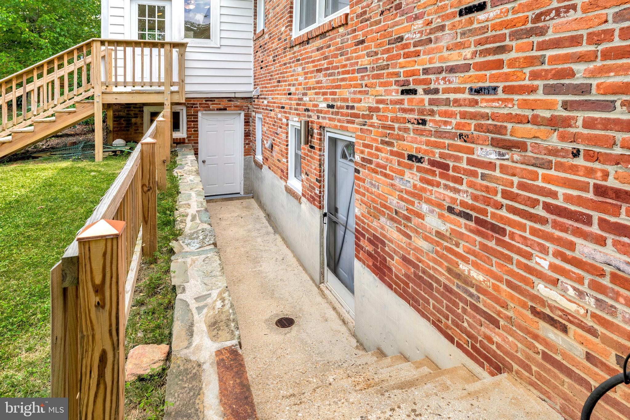 POTOMAC HILLS - Residential