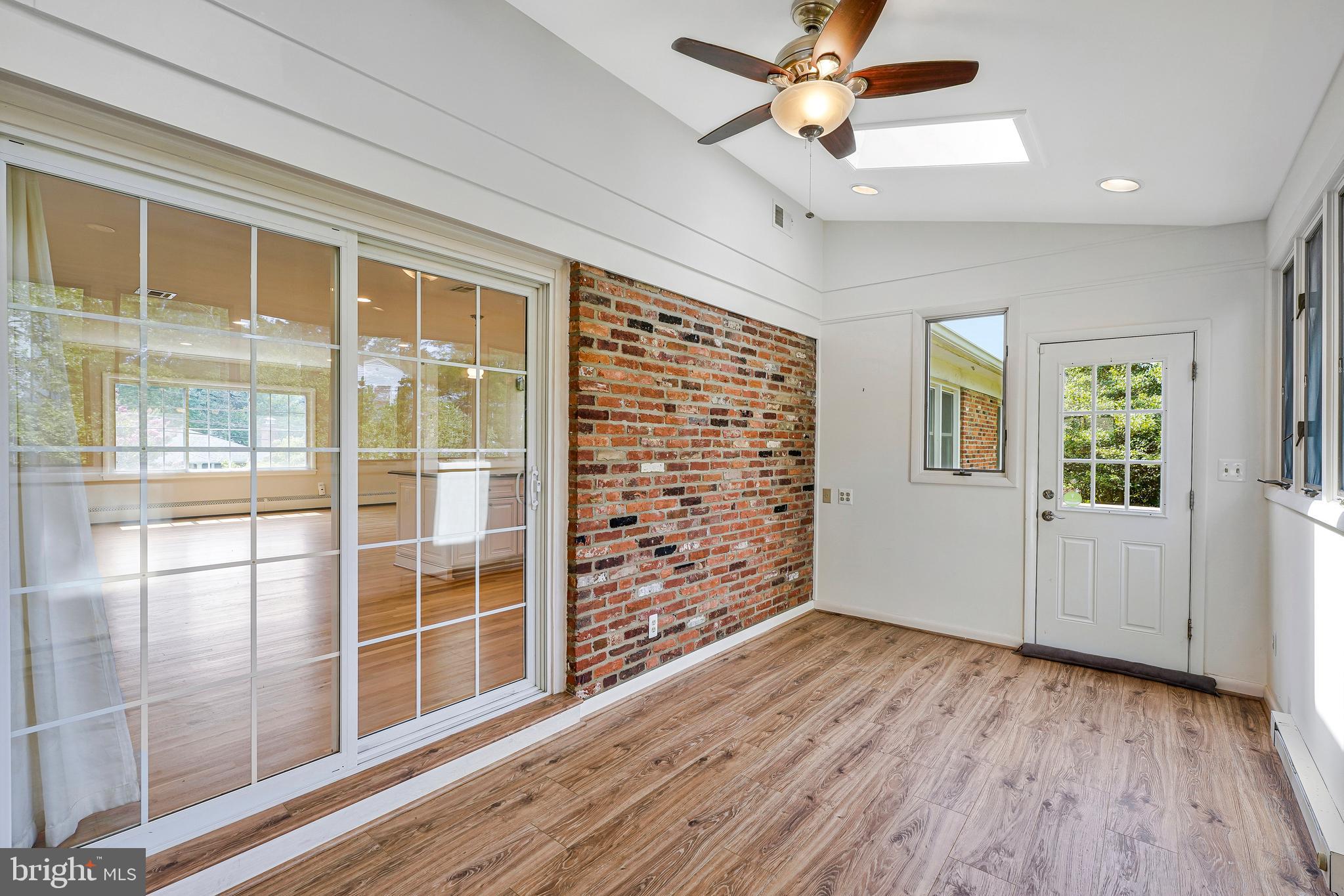 POTOMAC HILLS - Residential