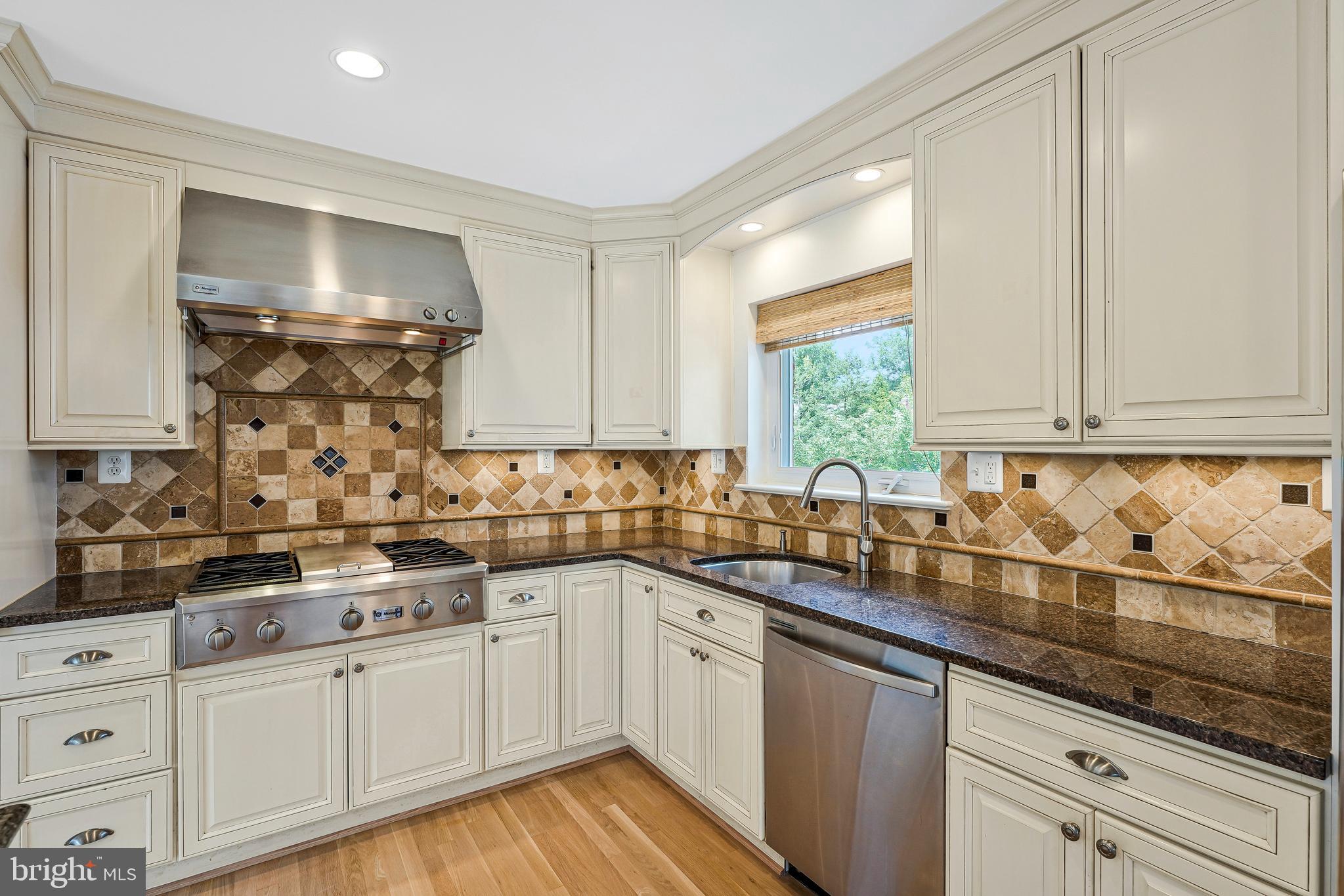 POTOMAC HILLS - Residential