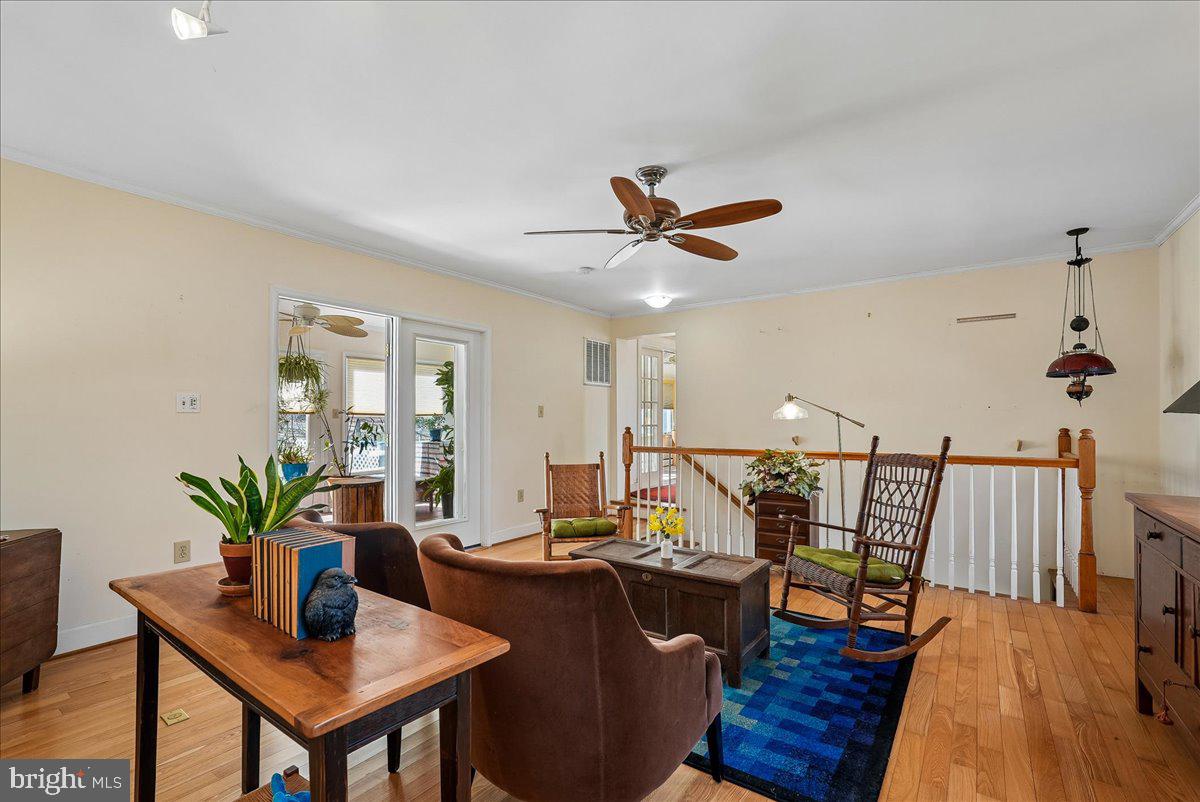 TAYLORSTOWN - Residential