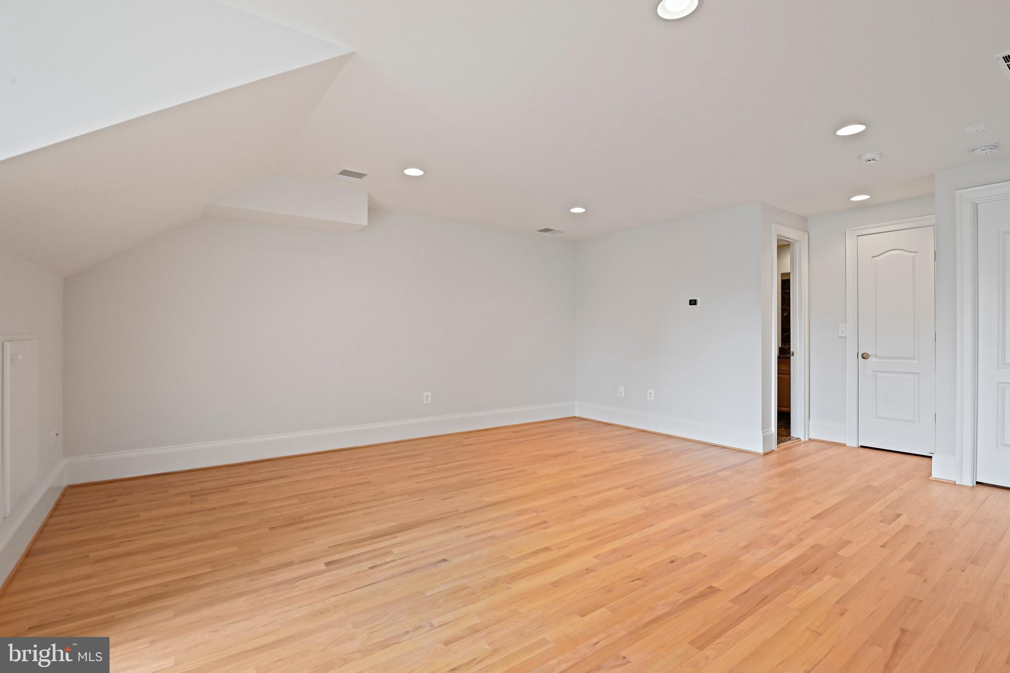 EVANS FARM - Residential