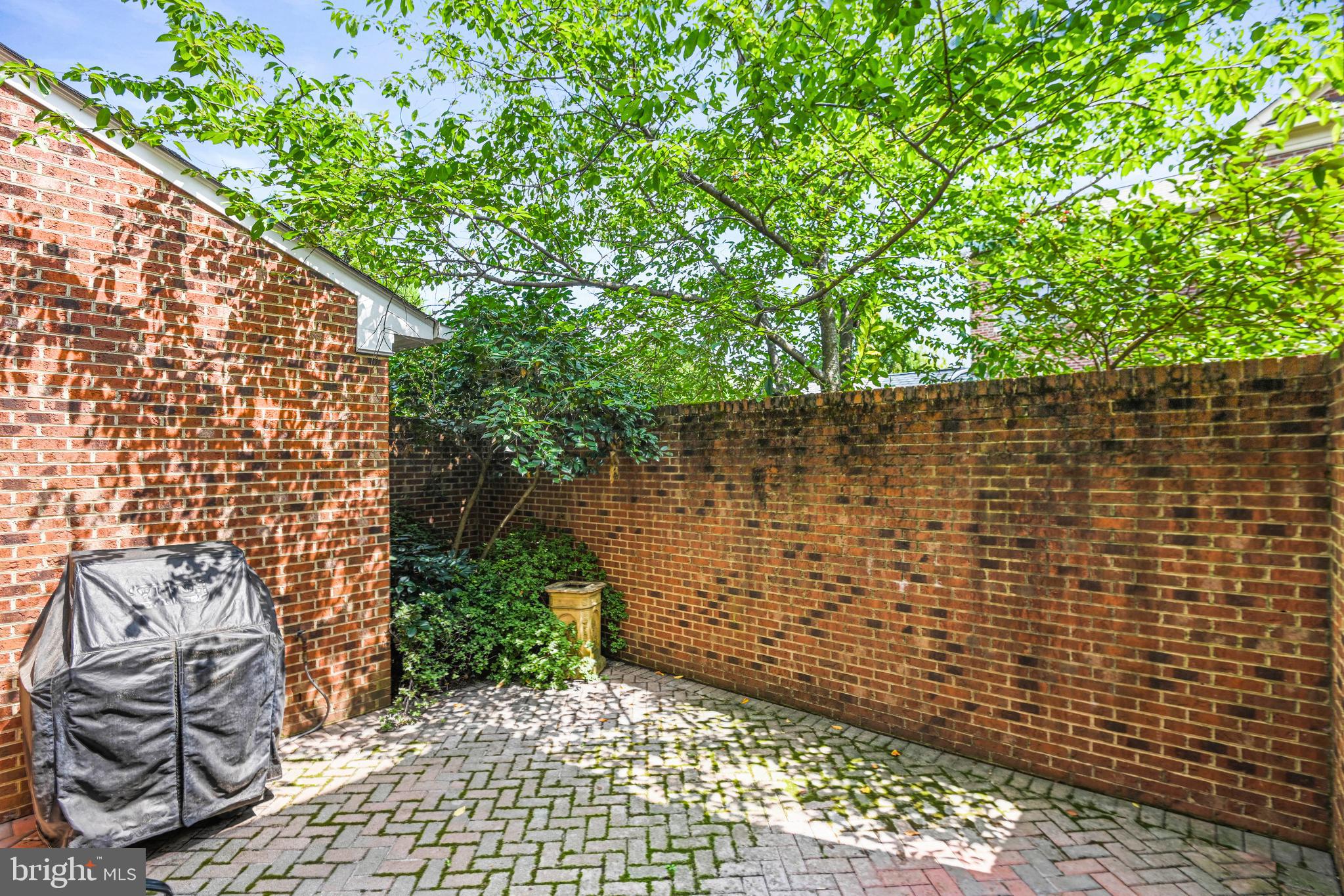 EVANS FARM - Residential