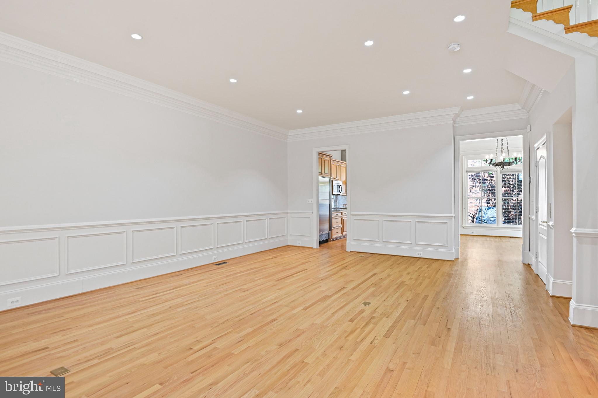 EVANS FARM - Residential