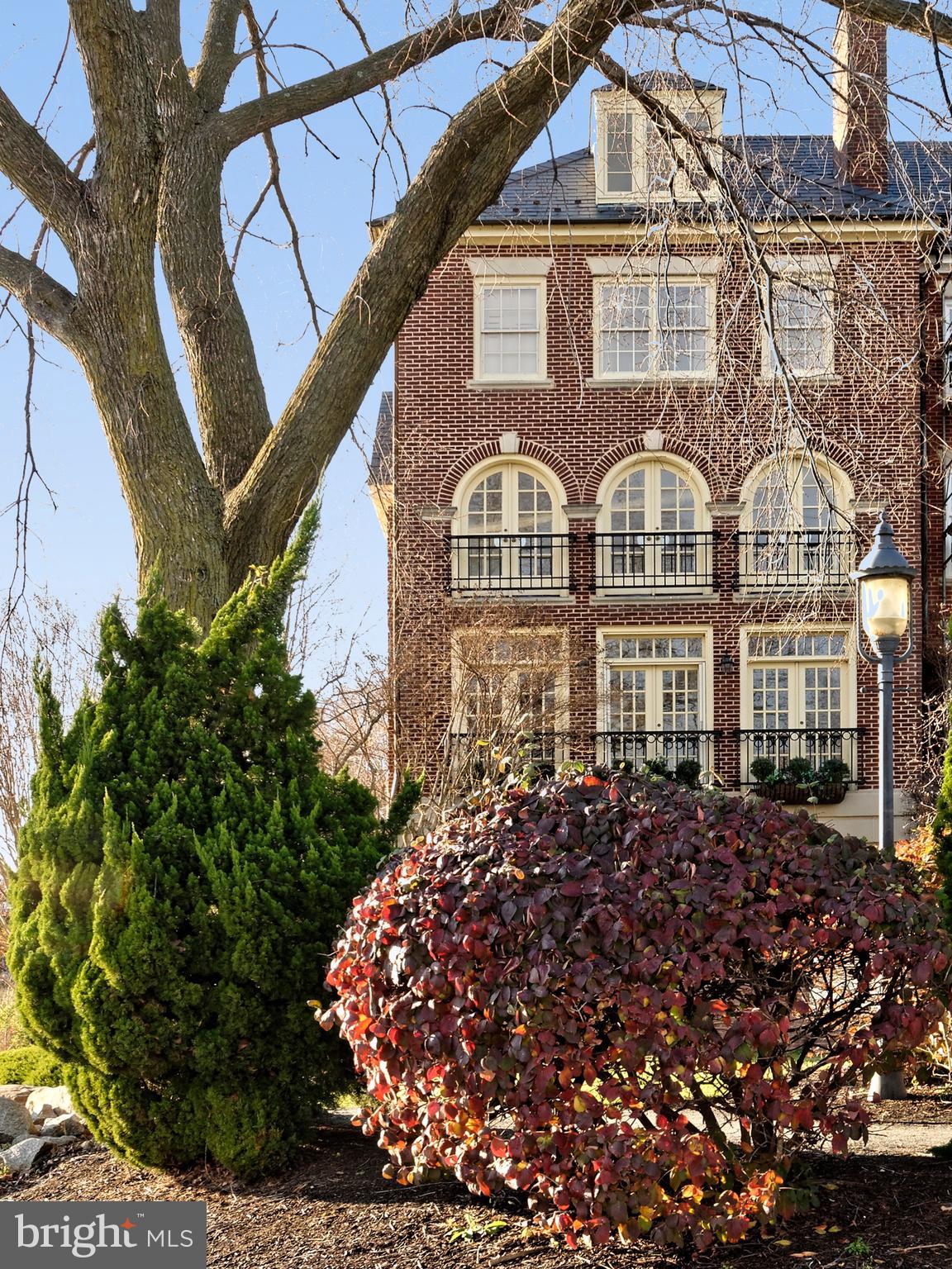 HARBORSIDE - Residential