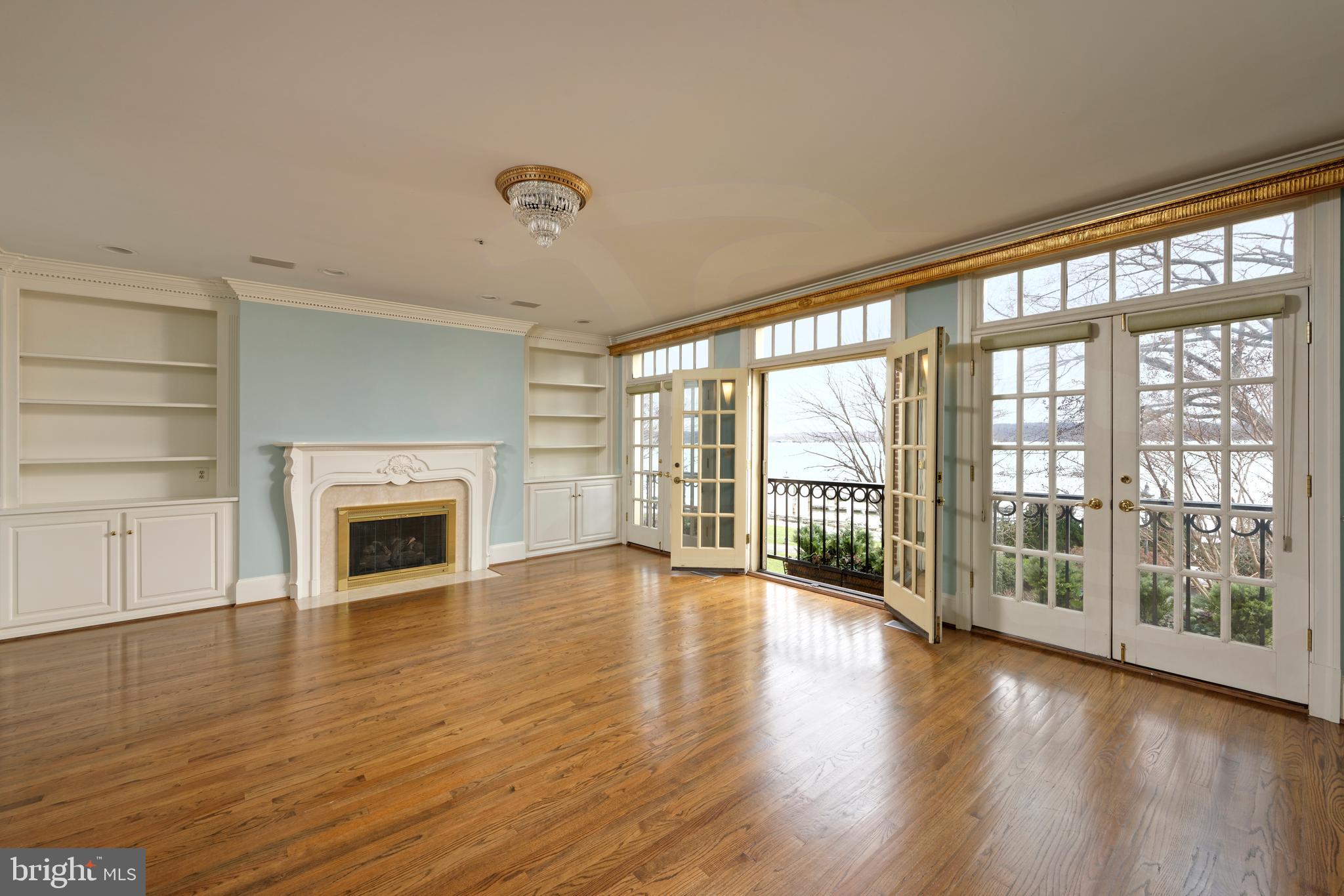 HARBORSIDE - Residential