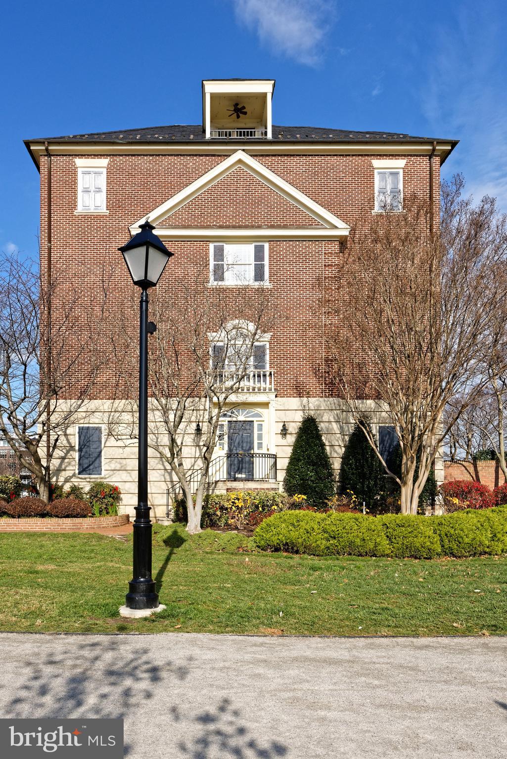 HARBORSIDE - Residential