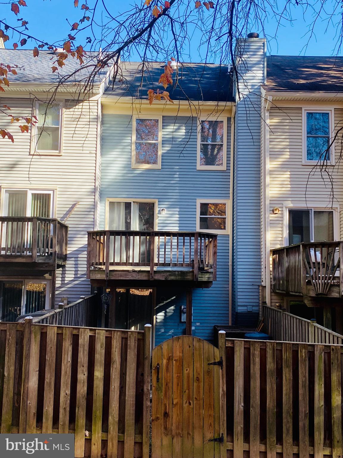 SPRINGFIELD OAKS - Residential