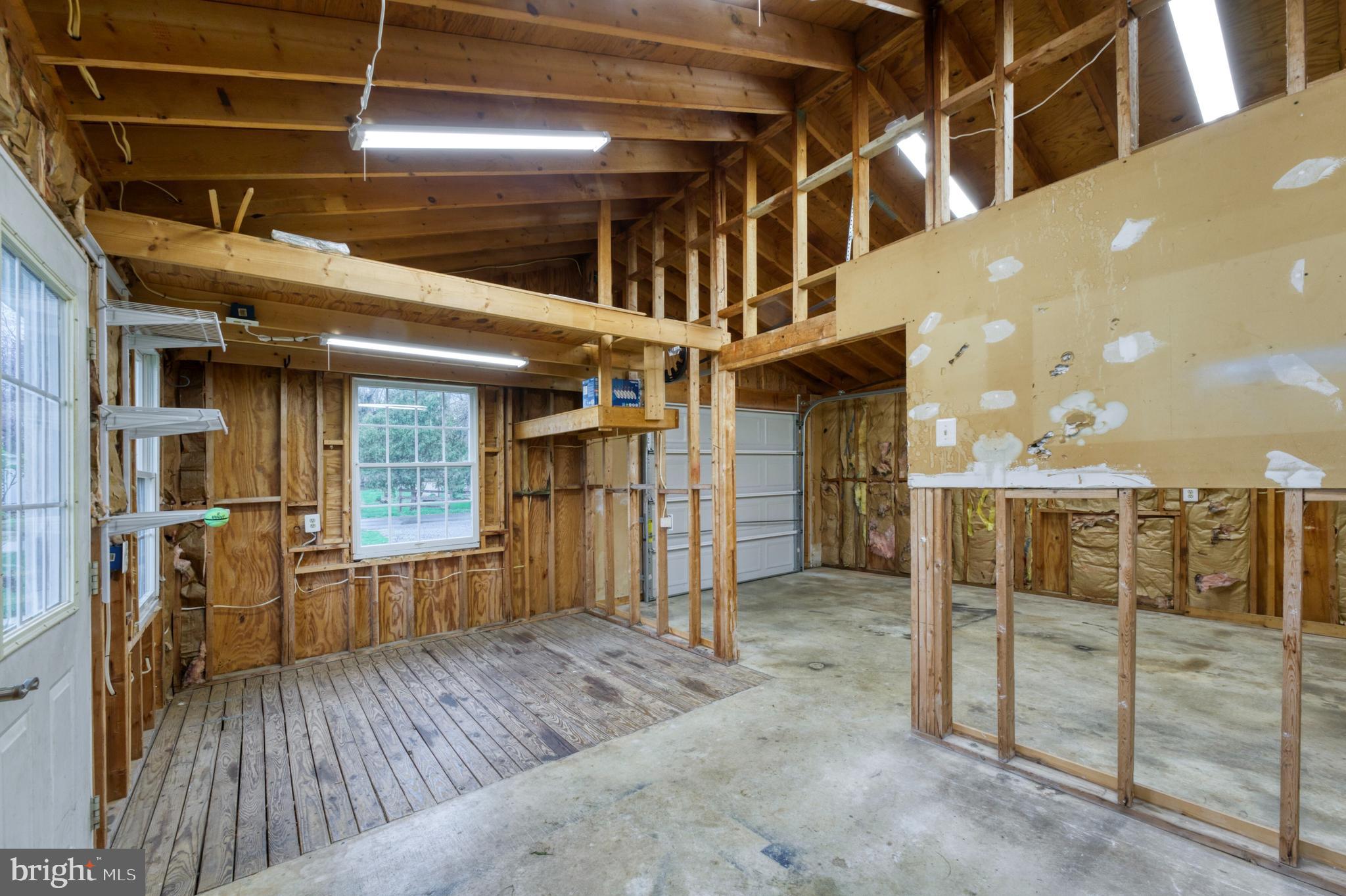 OLD RUSSELL FARM - Residential