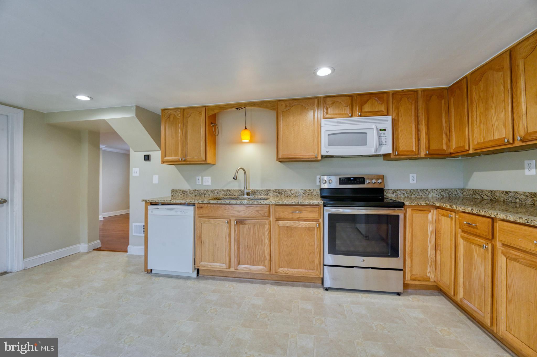 OLD RUSSELL FARM - Residential