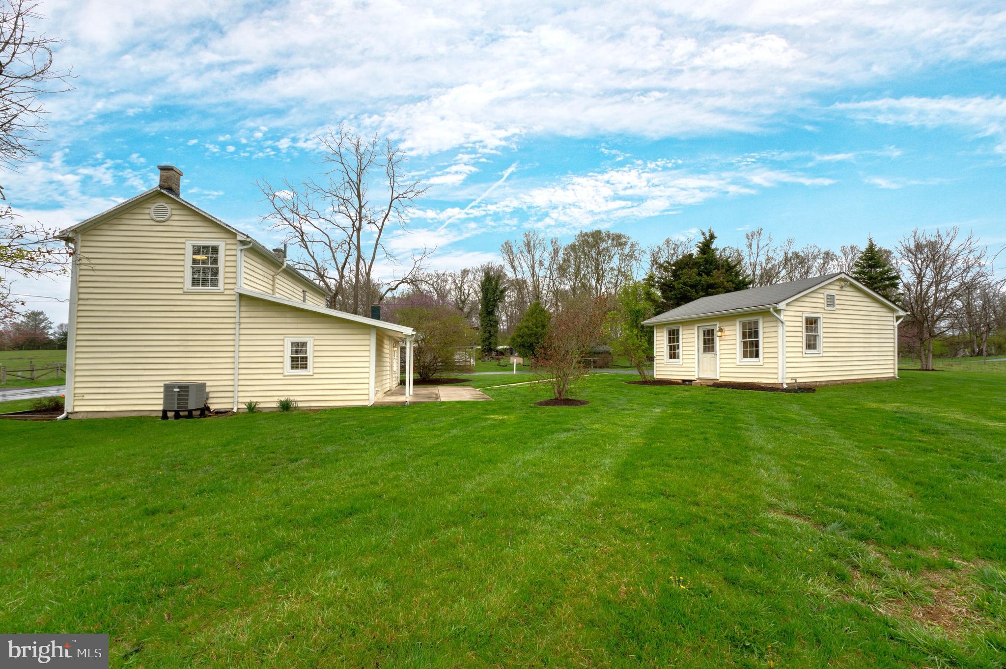 OLD RUSSELL FARM - Residential