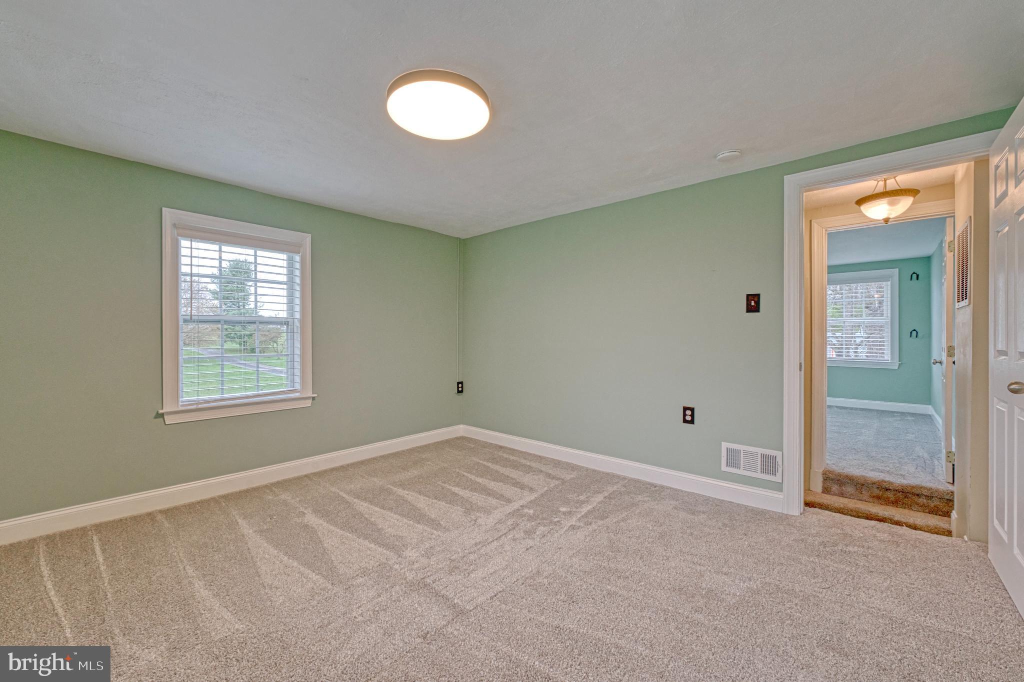 OLD RUSSELL FARM - Residential