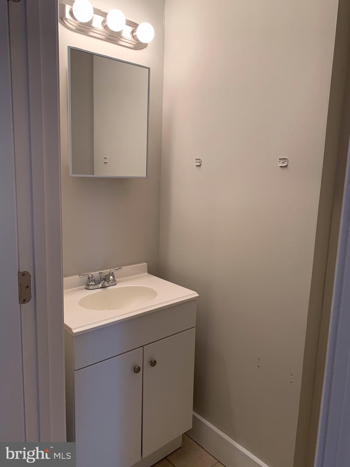 HOPKINS - Residential Lease