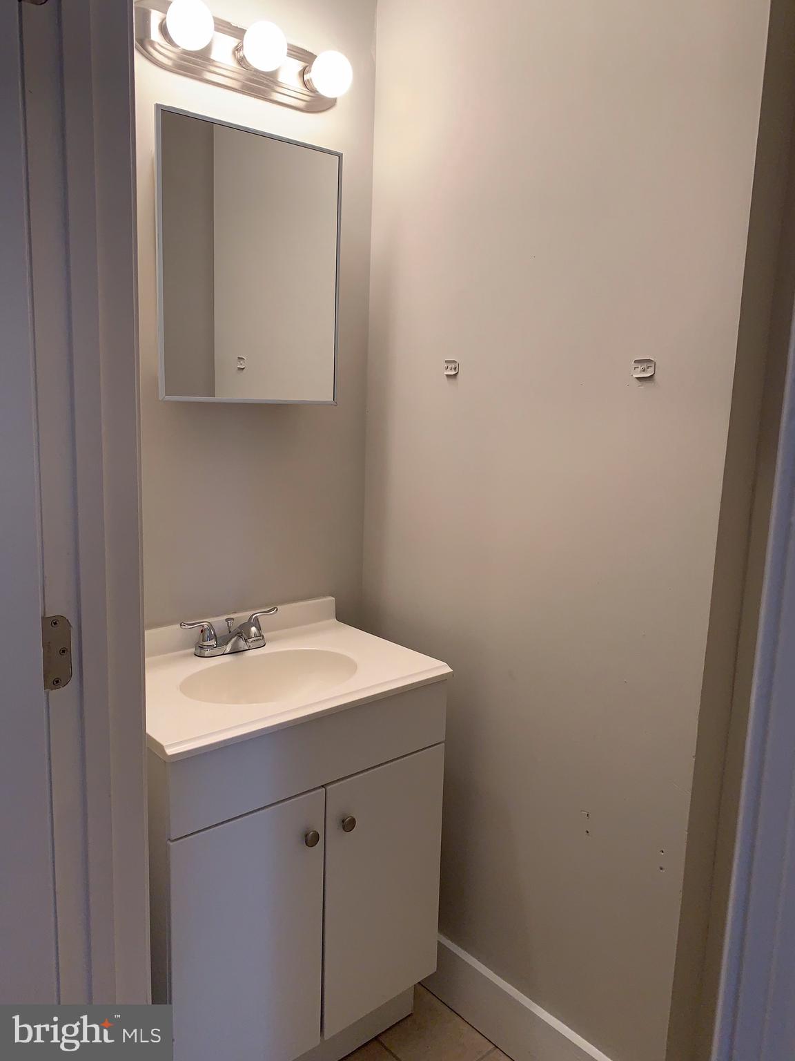 HOPKINS - Residential Lease