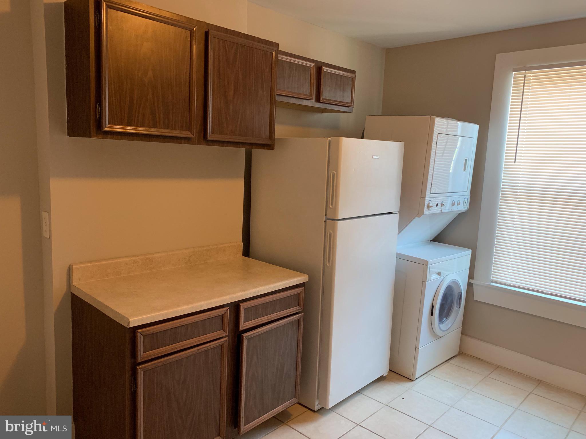 HOPKINS - Residential Lease