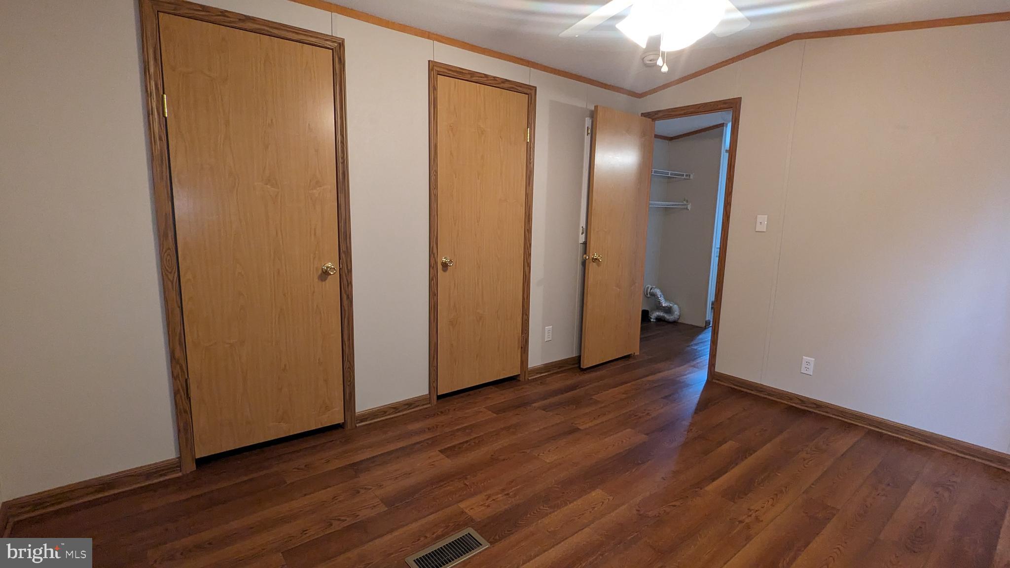 SYCAMORE COURT - Residential