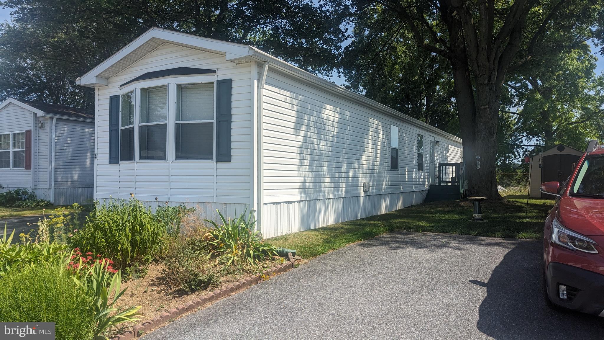 SYCAMORE COURT - Residential