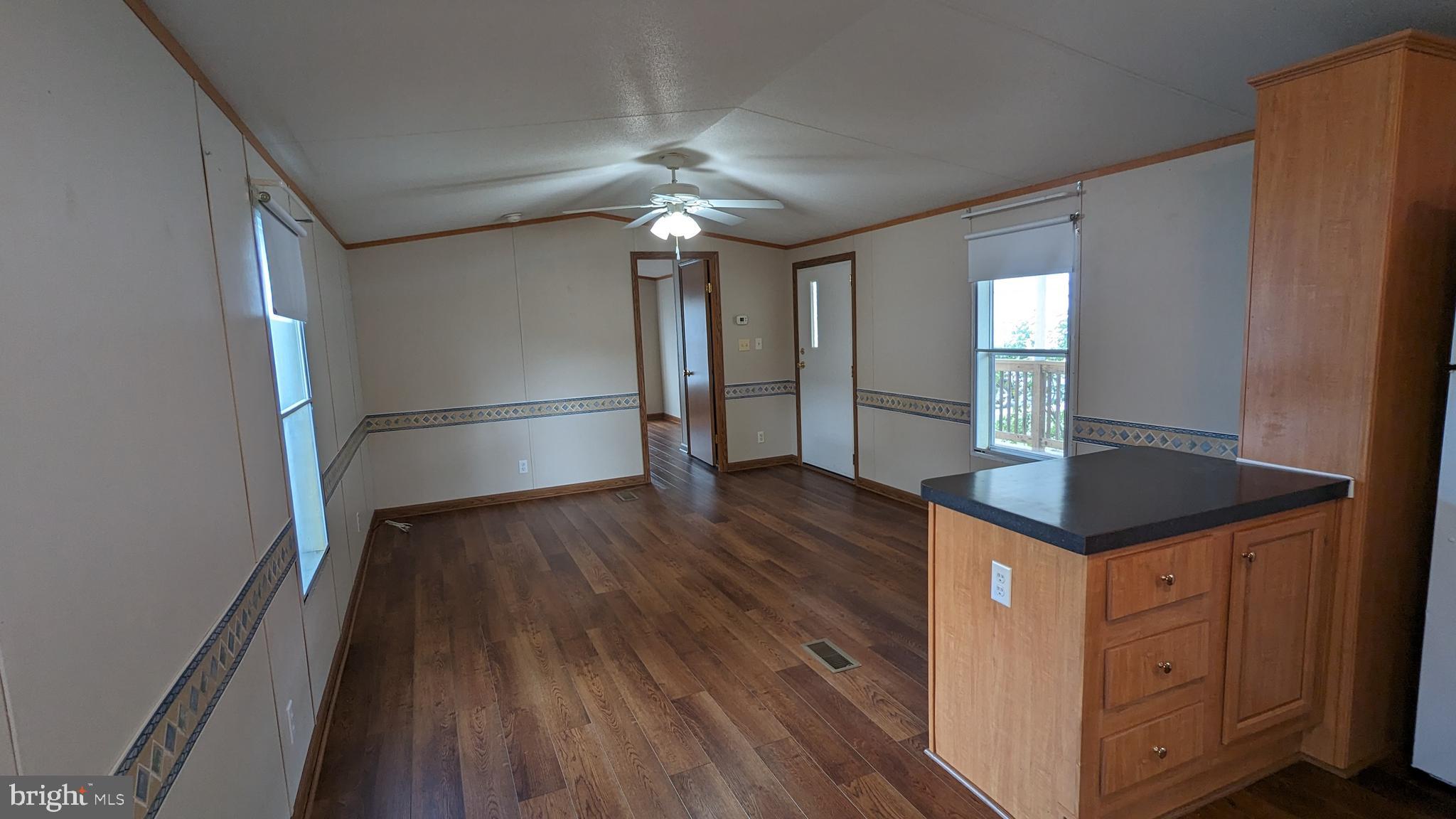 SYCAMORE COURT - Residential