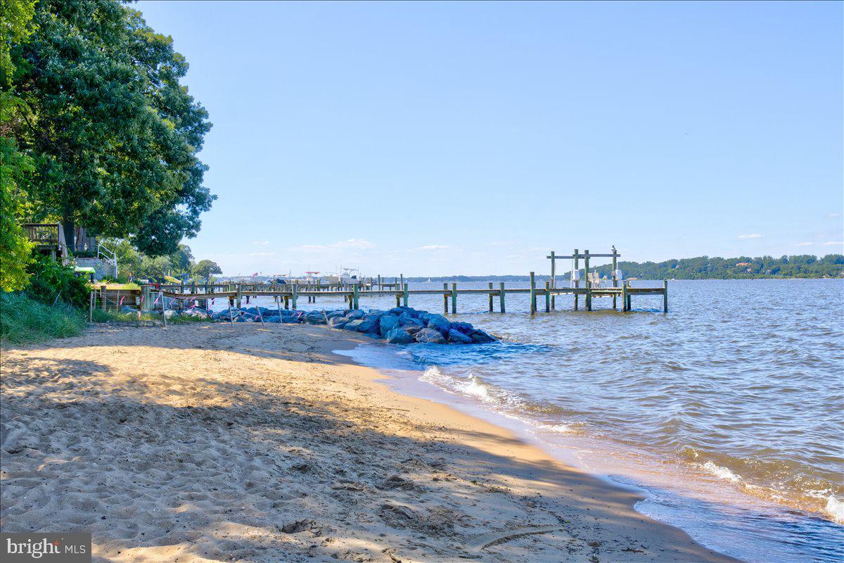 CAPE ST CLAIRE - Residential