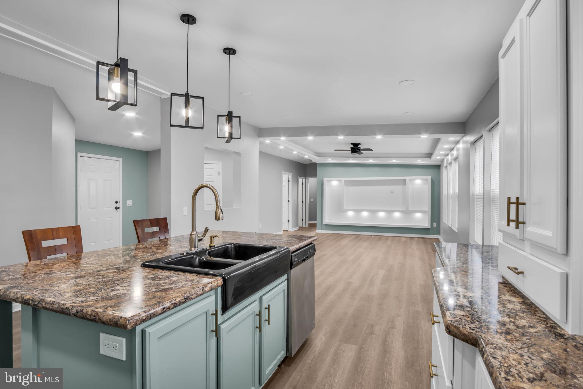 WALMAR MANOR - Residential