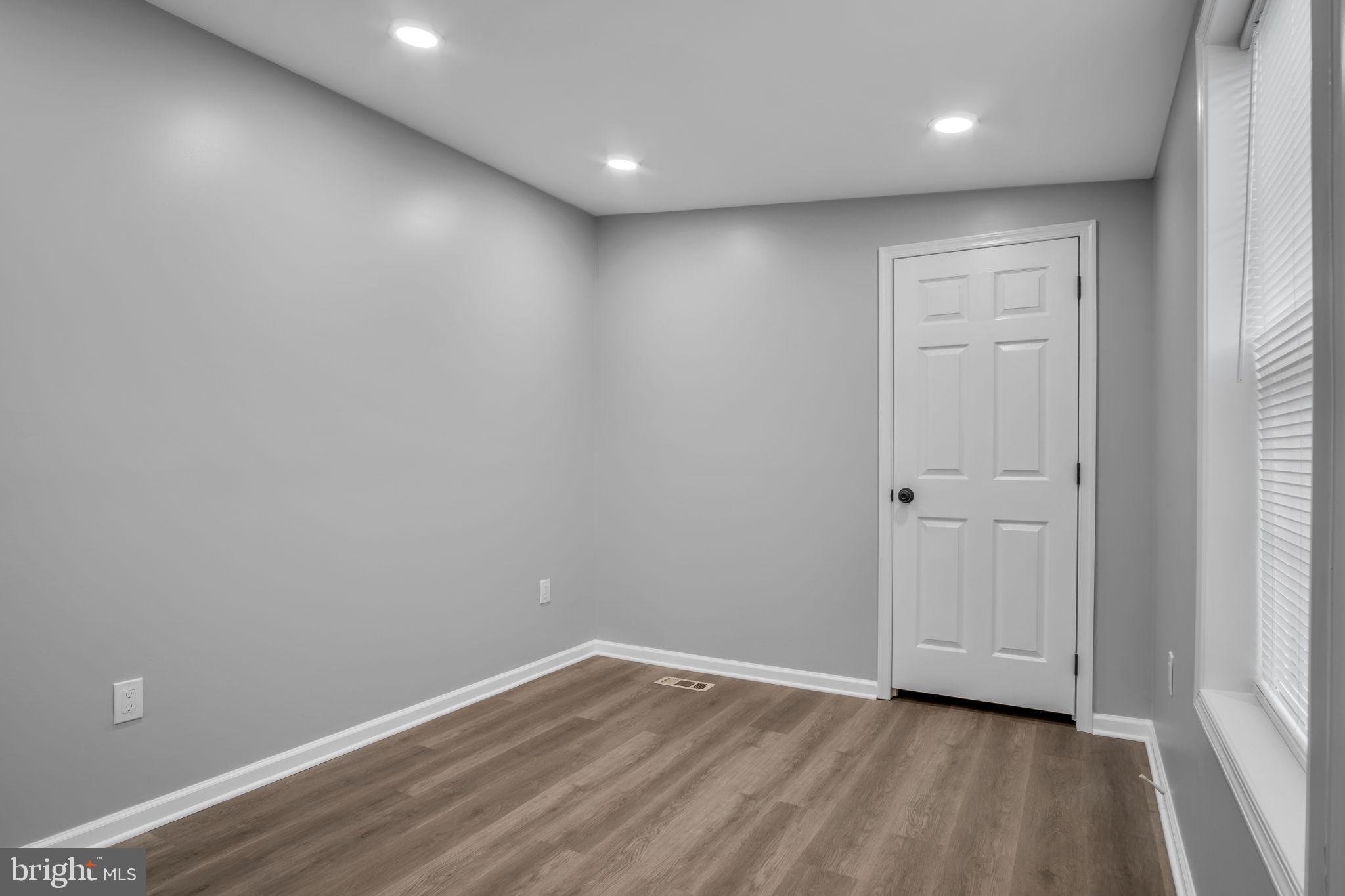 WALMAR MANOR - Residential