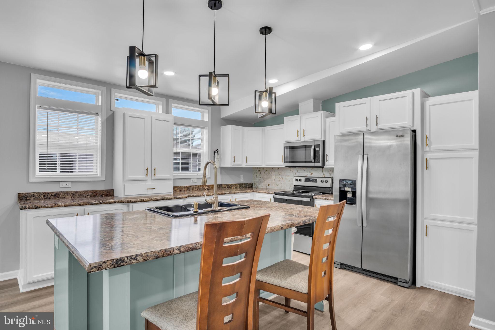 WALMAR MANOR - Residential