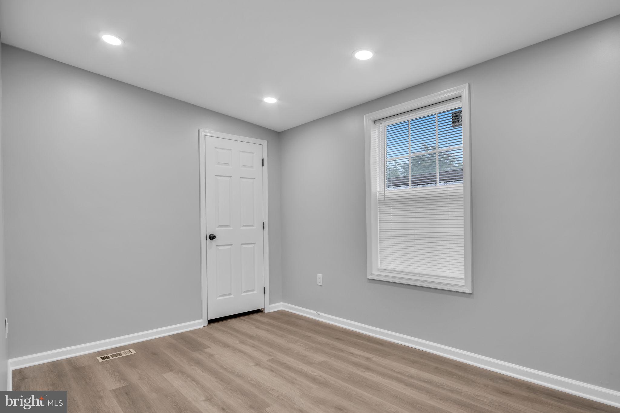 WALMAR MANOR - Residential