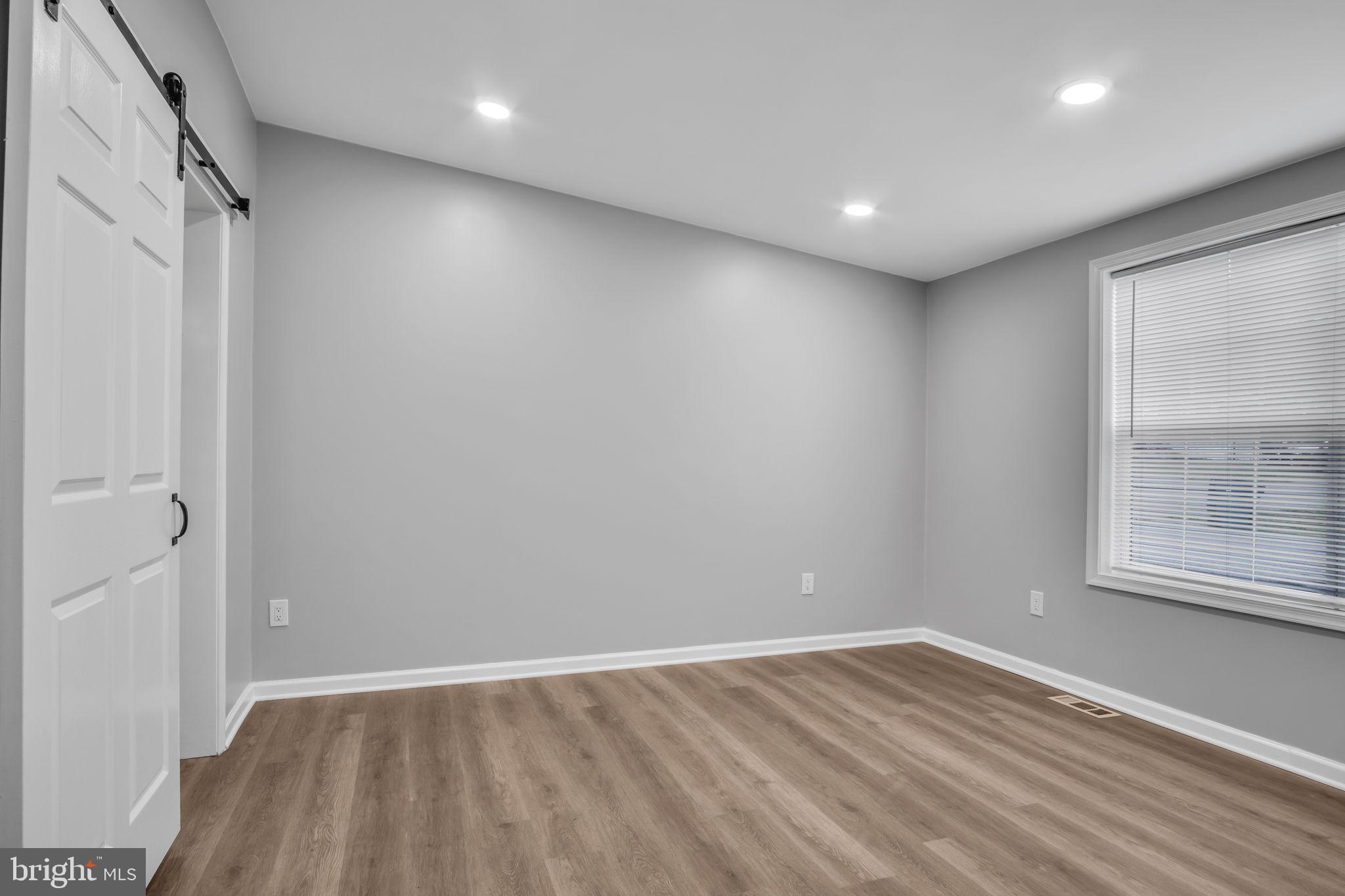 WALMAR MANOR - Residential